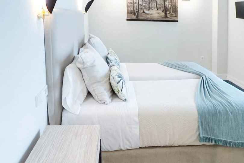 Apartamento con Patio y Piscina