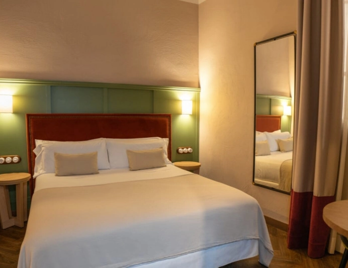 00-habitacion-doble-interior-honest.jpg