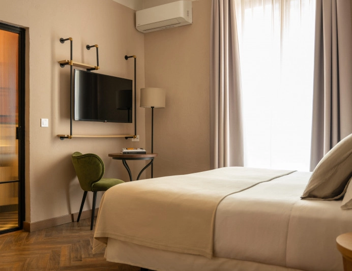 00-hotel-honest-habitacion-superior-edit.jpg